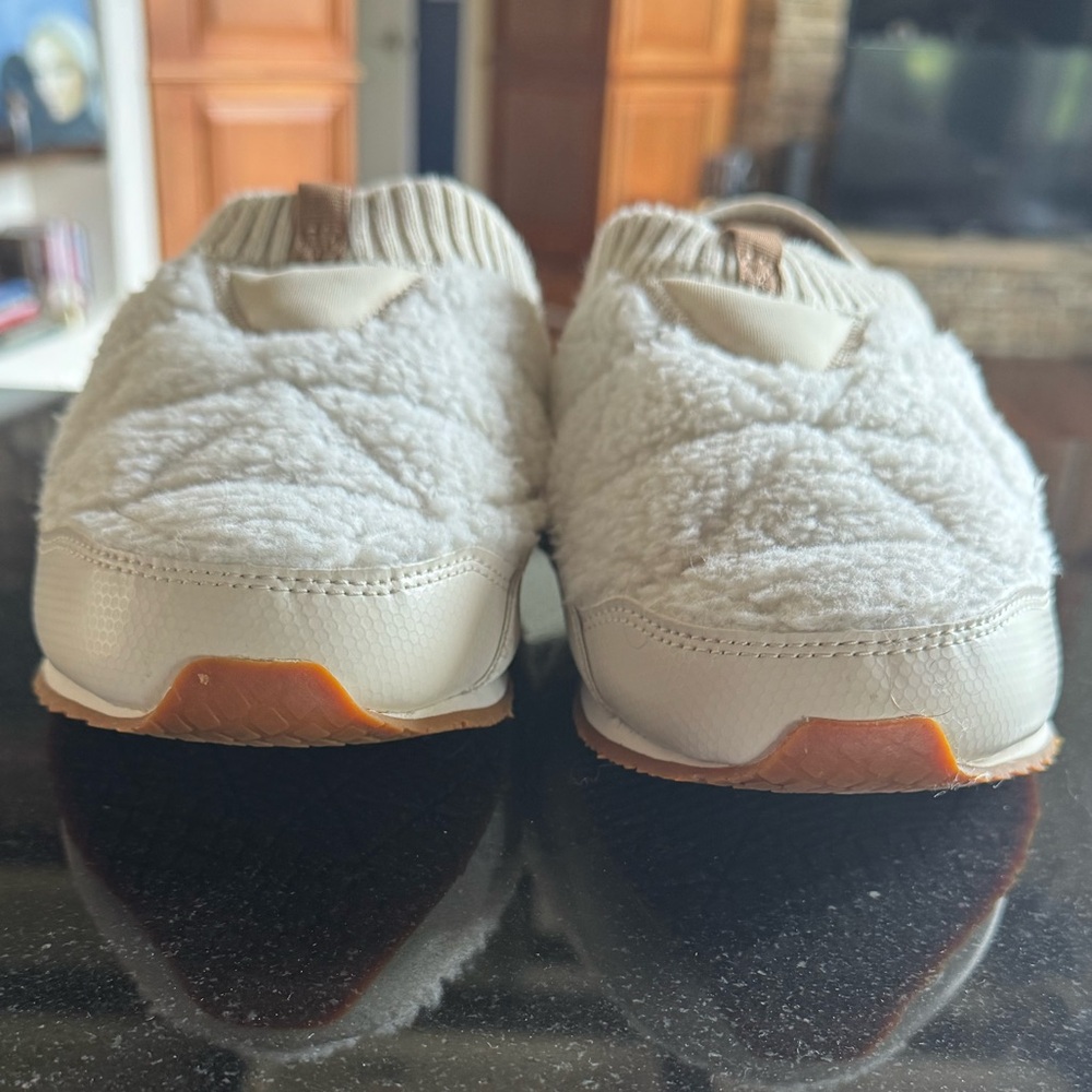 Teva ReEmber Cream Fleece Sherpa Women's Sneakers Slippers 9.5 - Picture 5 of 8
